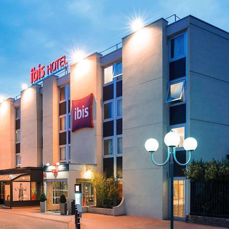Hotel Ibis Paris Gennevilliers Zewnętrze zdjęcie